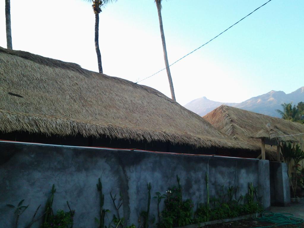 Rinjani Trails Hotel Senaru Exterior foto